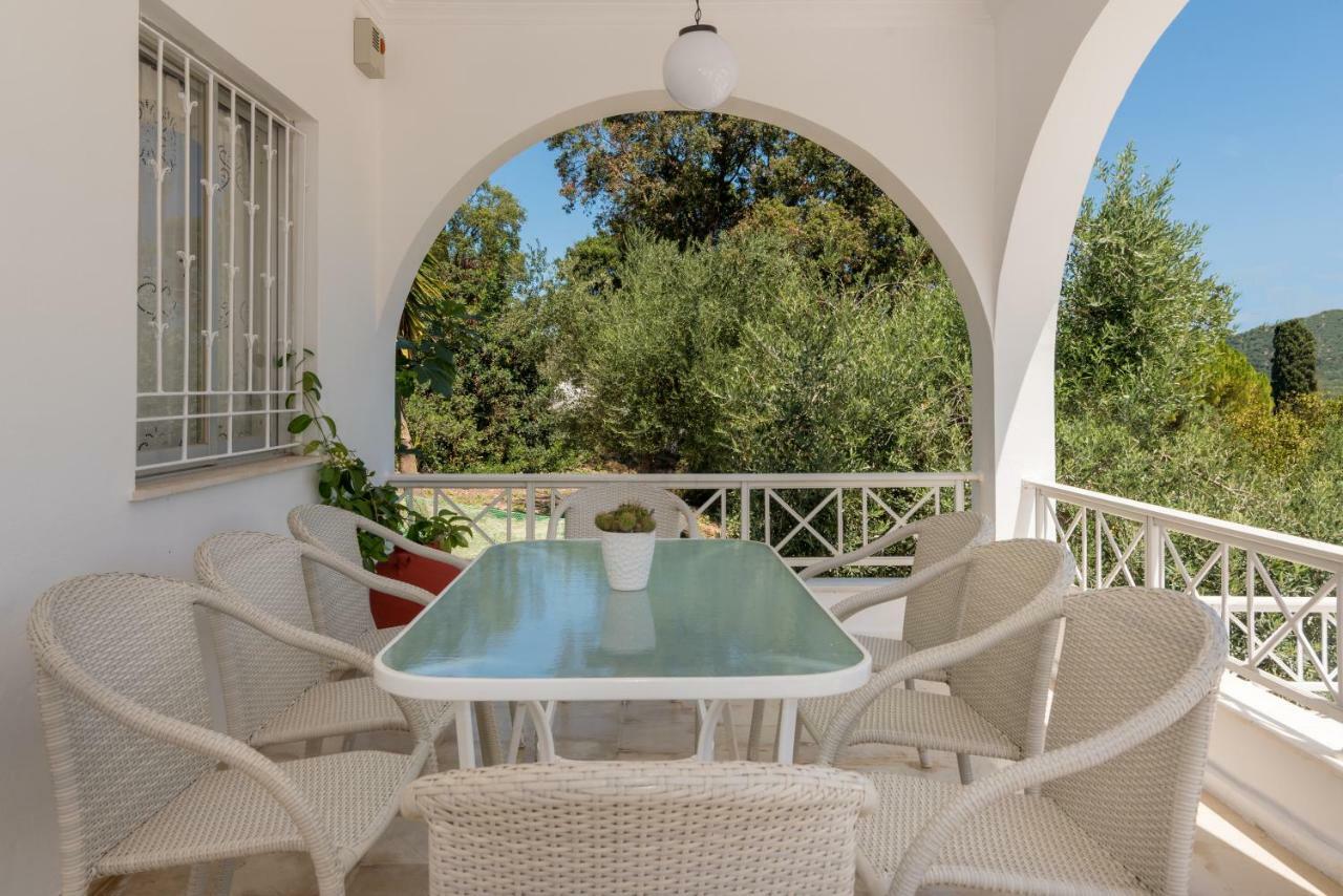 Amalia Country House Ano Yerakarion Exterior photo
